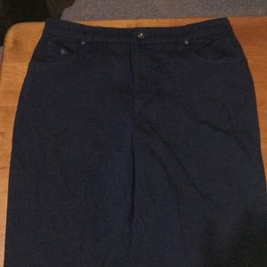 Size 14 Gloria Vanderbilt blue jeans